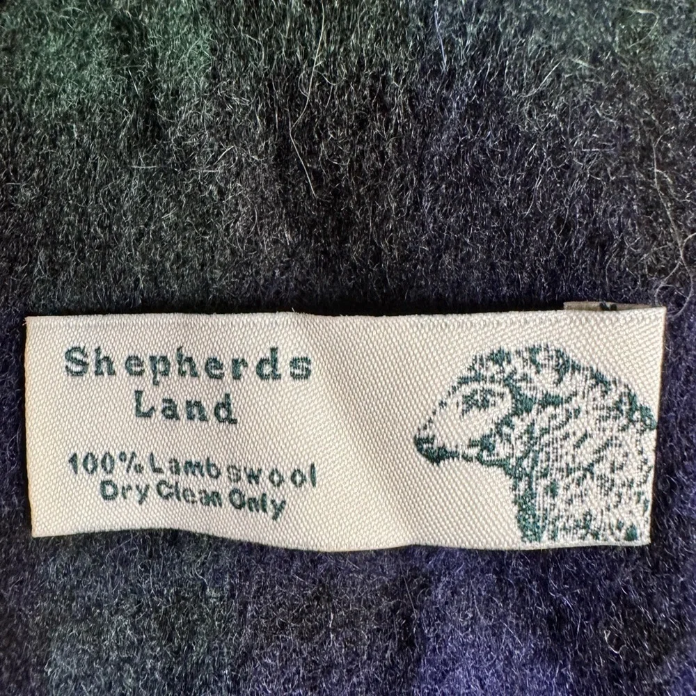Shepherd’s Land 100% Lambswool Tartan Plaid Fringe Scarf Navy Green